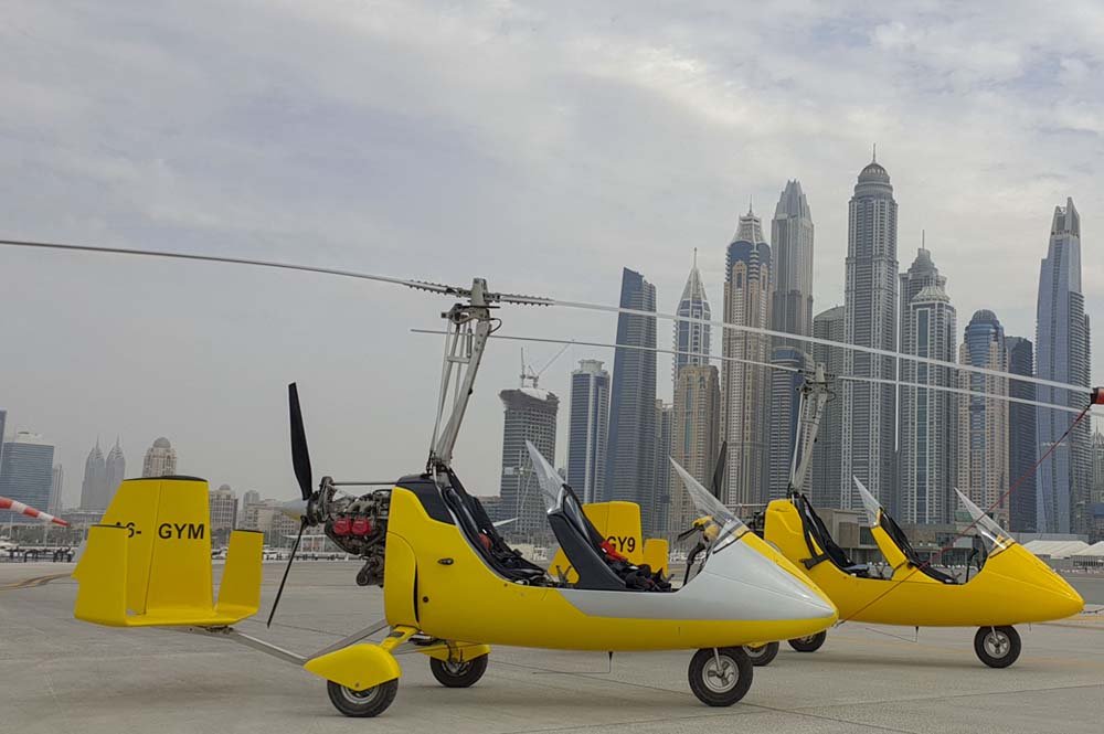 Gyrocopter Flying Dubai Marina
