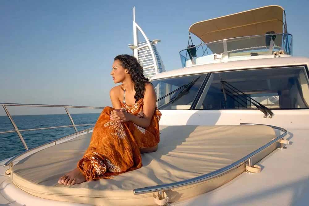 70 fFeet Yacht Dubai
