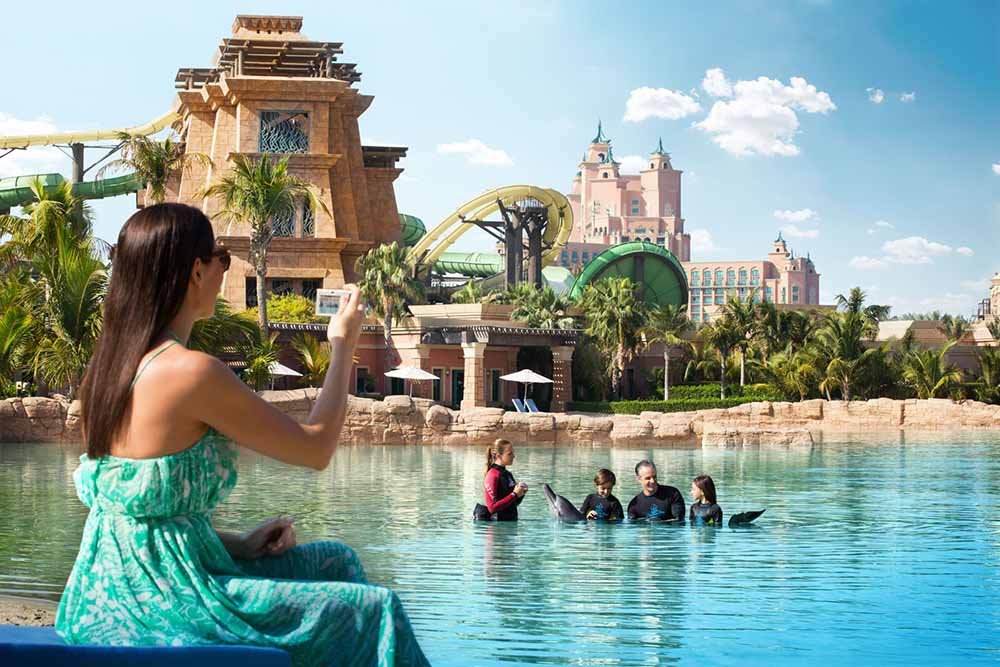 Dolphin Bay Atlantis Dubai Tour