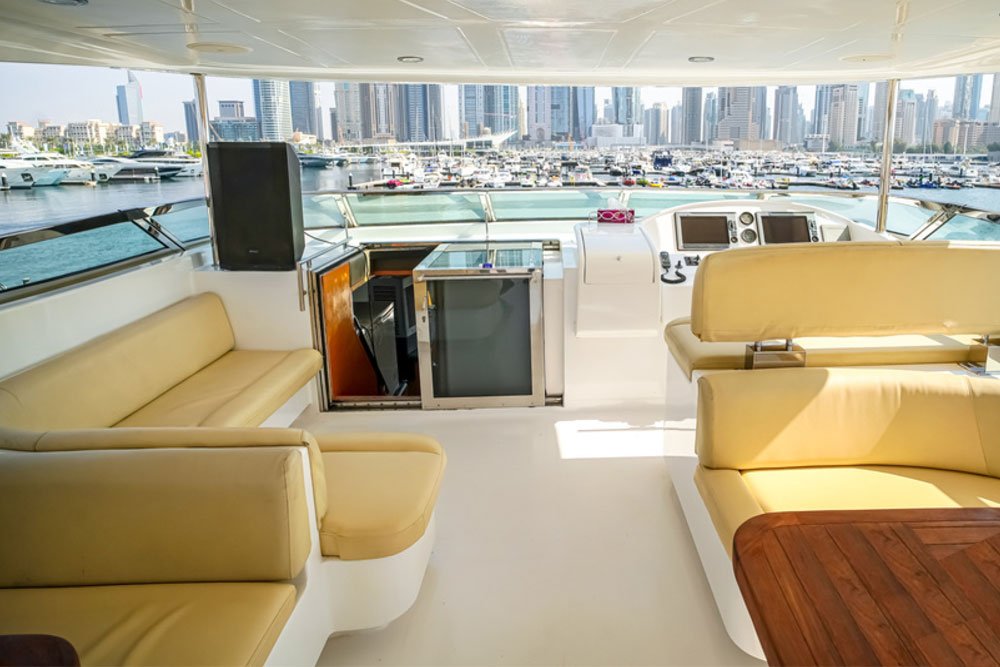 100ft Shared Yacht